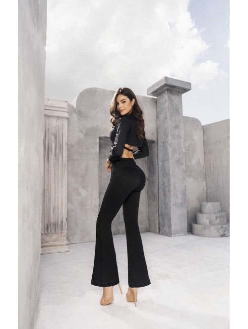 High-Rise Colombian Jean For a Sophisticated Look | 1658