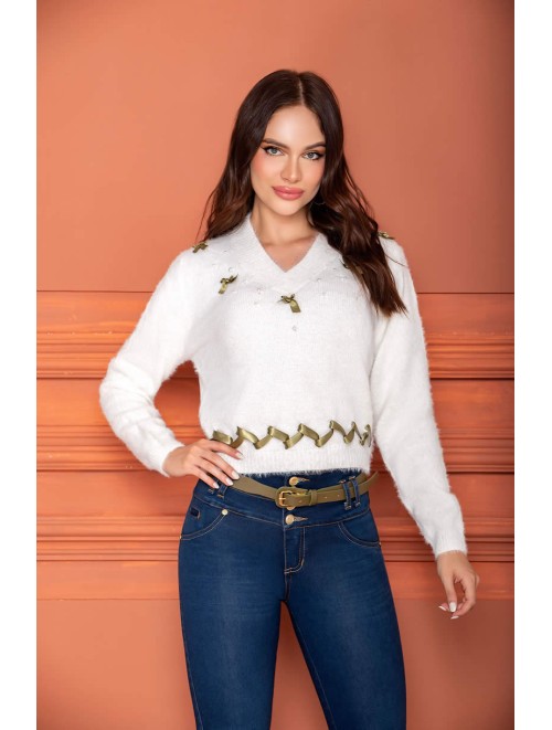 Beautiful Colombian Sweater With Pearls | SVN V-016