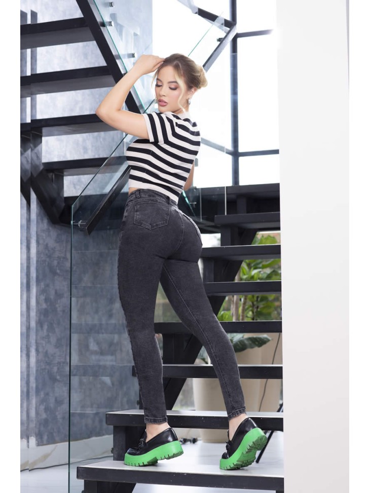 Lindo Jean Colombiano Ochentero | ANG 832 Lindo Jean Colombiano Ochentero | ANG 832