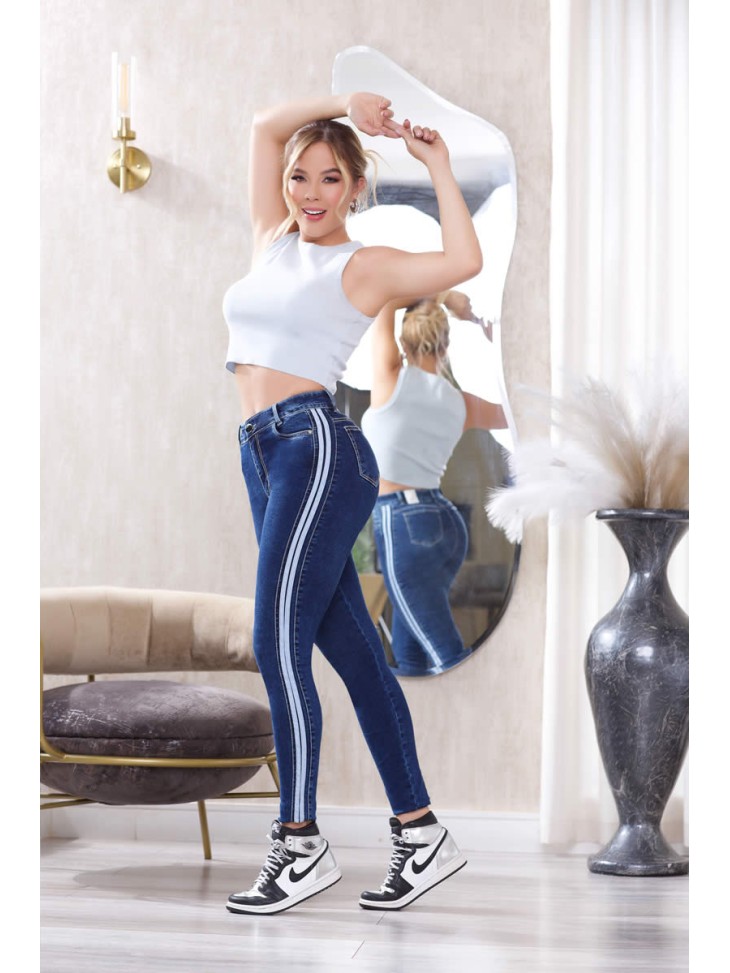 Jeans Ochenteros Con Sistema Push Up | ANG - 852 Jeans Ochenteros Con Sistema Push Up | ANG - 852
